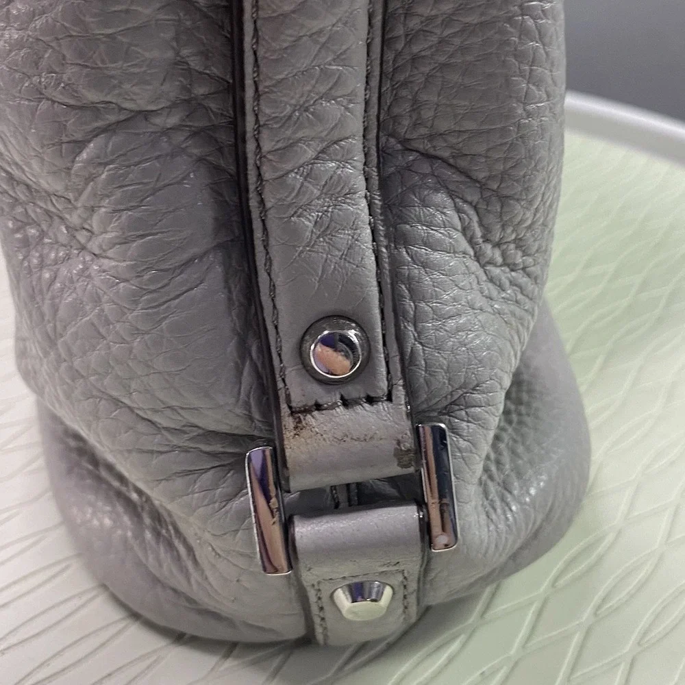 Michael Kors‎ Women's Bedford Light Gray Genuine Leather Pebble Handbag Purse
